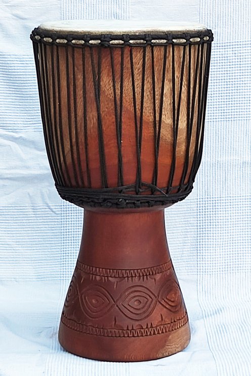 Djembe kaufen - Große Mahagoni Djembe Trommel aus Mali