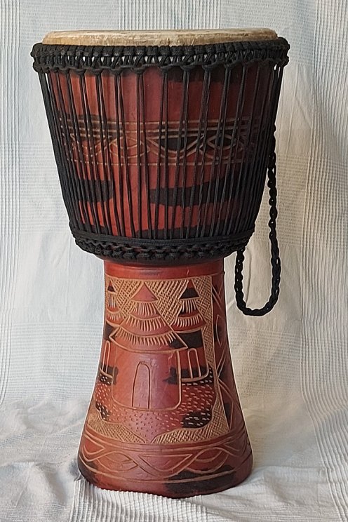 Günstige Djembe kaufen - Große billige Djembe Trommel aus Ghana