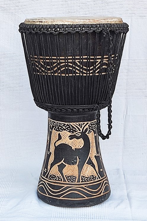 Günstige Djembe kaufen - Große billige Djembe Trommel aus Ghana