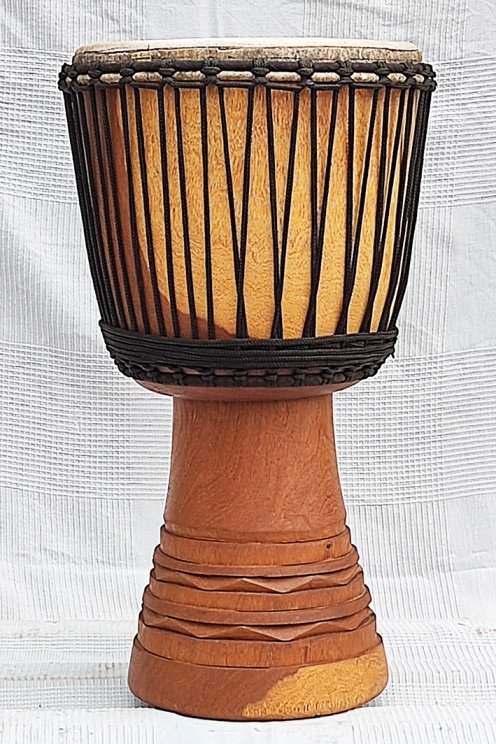Djembe kaufen - Große Bushmango Djembe trommel aus Mali