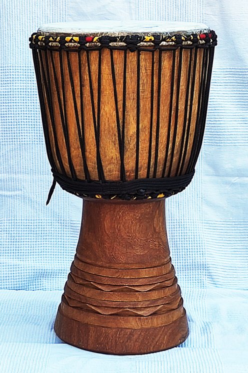 Djembe kaufen - Große Bushmango Djembe trommel aus Mali