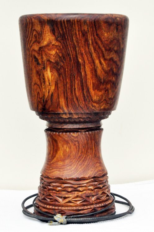 Palisander (Gueni) Djembe Korpus aus Guinea - Oberklasse Djembe