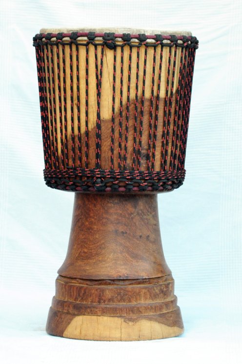 Profi Djembe kaufen - Große Rosenholz Djembe Trommel aus Mali