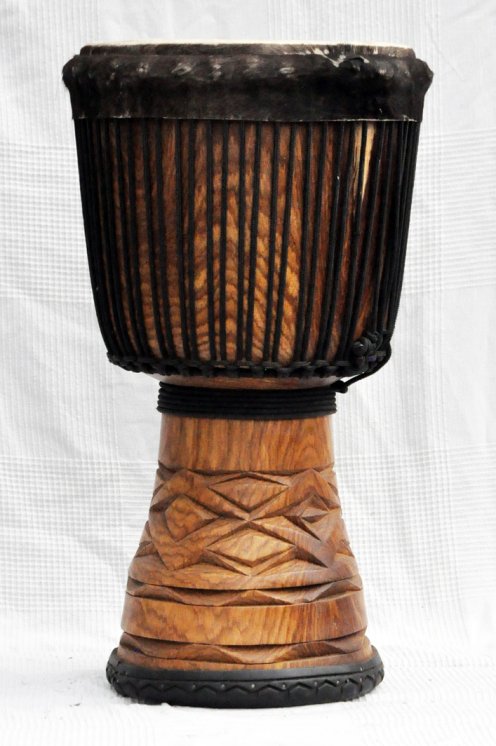 Große Djembe aus Guinea - Oberklasse Djembe Trommel