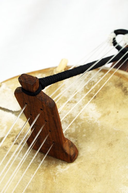 8 strings ngoni - Kamalengoni