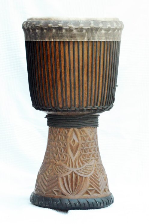 Große Djembe aus Guinea - Oberklasse Djembe Trommel