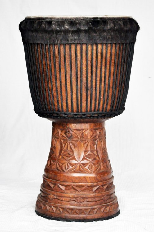 Große Djembe aus Guinea - Oberklasse Djembe Trommel