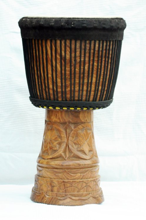 Große Djembe aus Guinea - Oberklasse Djembe Trommel