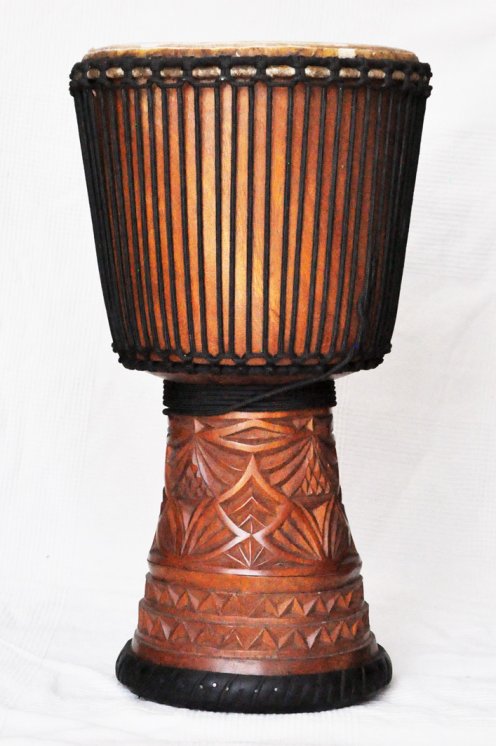 Djembe aus Guinea mit Kuhfell - Kalbfell, Rinderfell, Stierfell oberklasse Djembe Trommel