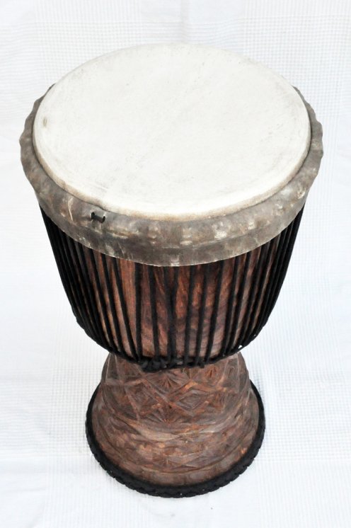 Große Djembe aus Guinea - Oberklasse Djembe Trommel