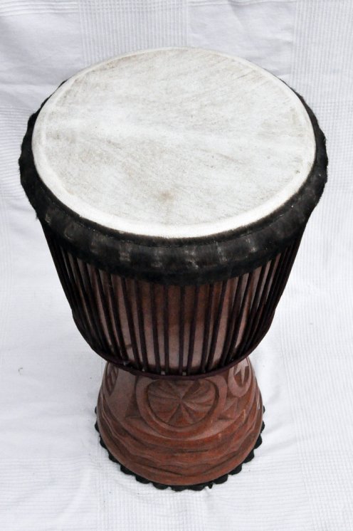 Große Djembe aus Guinea - Oberklasse Djembe Trommel