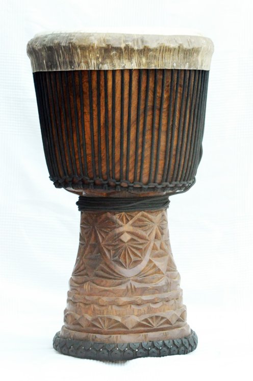 Große Djembe aus Guinea - Oberklasse Djembe Trommel