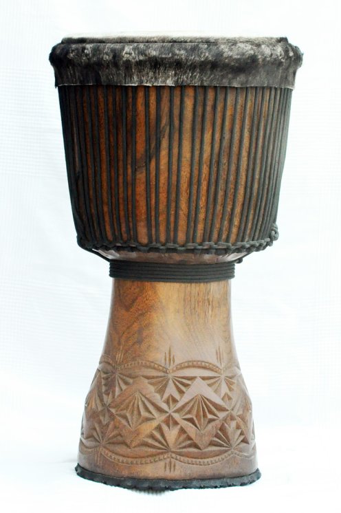 Große Djembe aus Guinea - Oberklasse Djembe Trommel