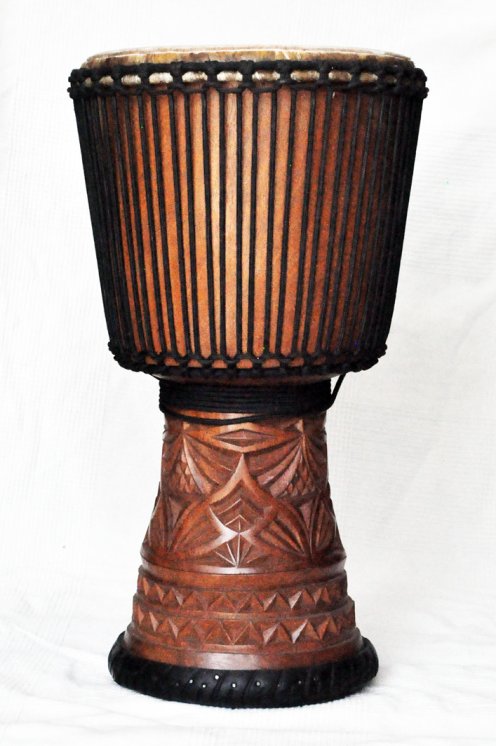 Djembe aus Guinea mit Kuhfell - Kalbfell, Rinderfell, Stierfell oberklasse Djembe Trommel