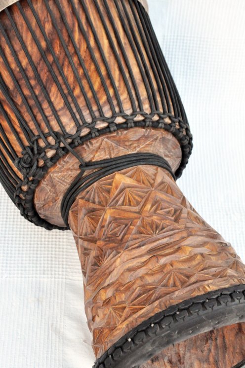 Große Djembe aus Guinea - Oberklasse Djembe Trommel