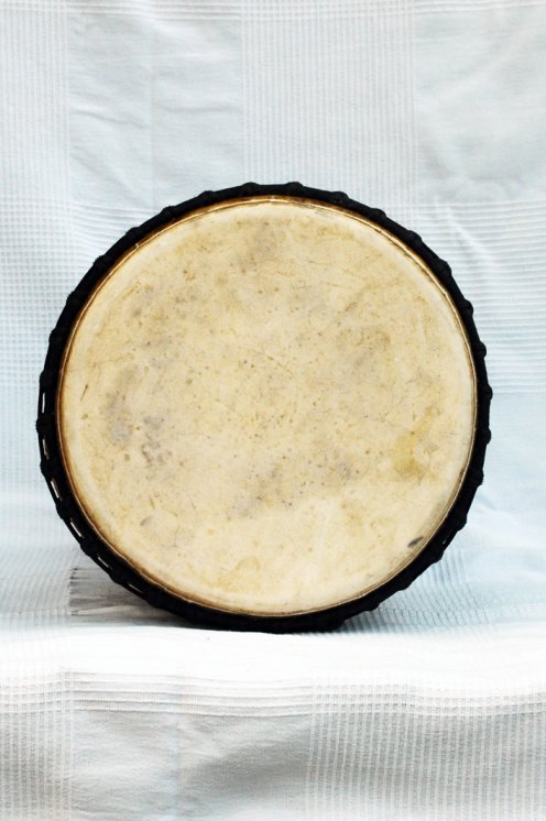 Djembe aus Guinea mit Kuhfell - Kalbfell, Rinderfell, Stierfell oberklasse Djembe Trommel