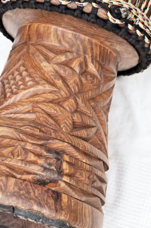 Große Djembe aus Guinea - Oberklasse Djembe Trommel