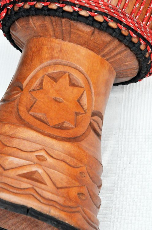 Große Djembe aus Guinea - Oberklasse Djembe Trommel
