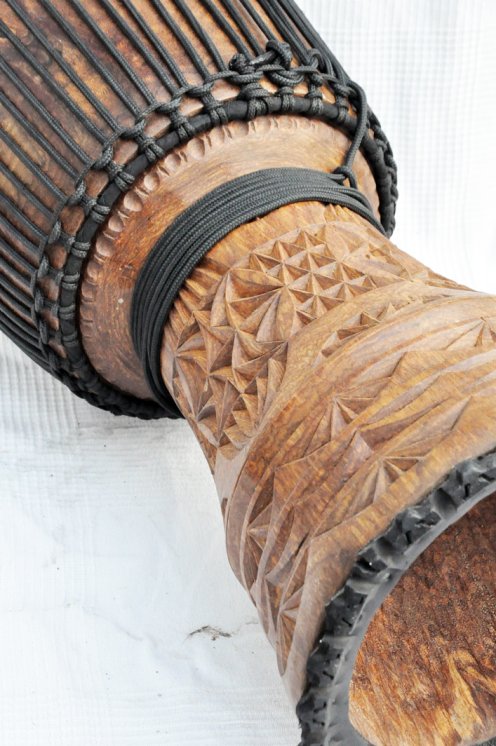 Große Djembe aus Guinea - Oberklasse Djembe Trommel