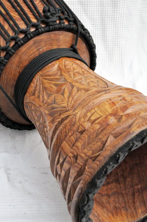 Große Djembe aus Guinea - Oberklasse Djembe Trommel