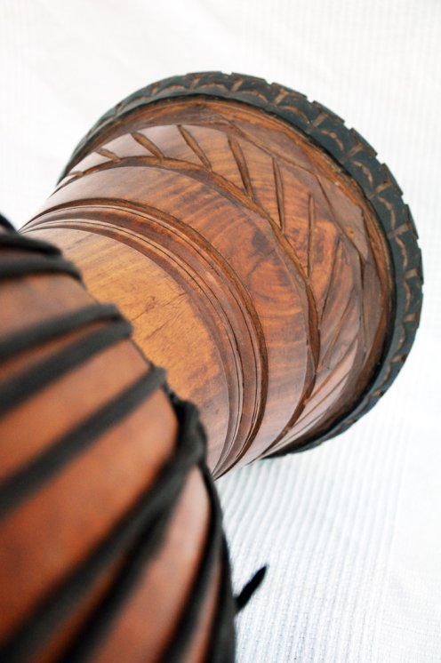 Profi Djembe kaufen - Große Bushmango Djembe Trommel aus Guinea