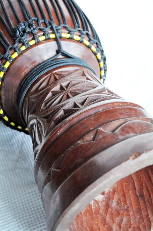 Große Djembe aus Guinea - Oberklasse Djembe Trommel