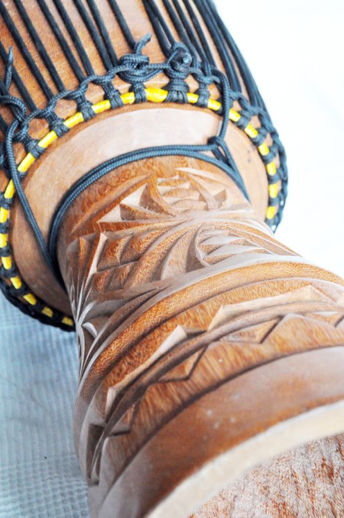 Große Djembe aus Guinea - Oberklasse Djembe Trommel