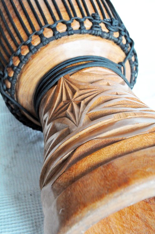 Große Djembe aus Guinea - Oberklasse Djembe Trommel