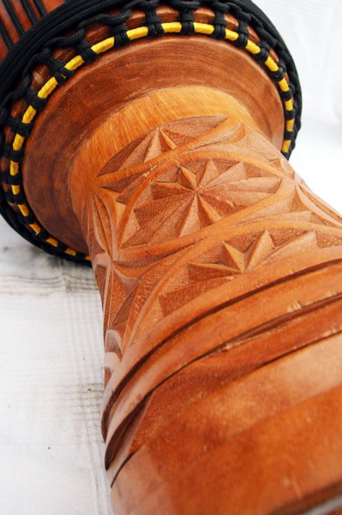 Große Djembe aus Guinea - Oberklasse Djembe Trommel