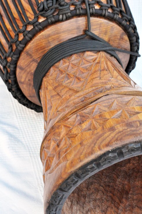 Große Djembe aus Guinea - Oberklasse Djembe Trommel