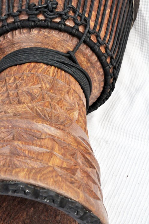 Große Djembe aus Guinea - Oberklasse Djembe Trommel