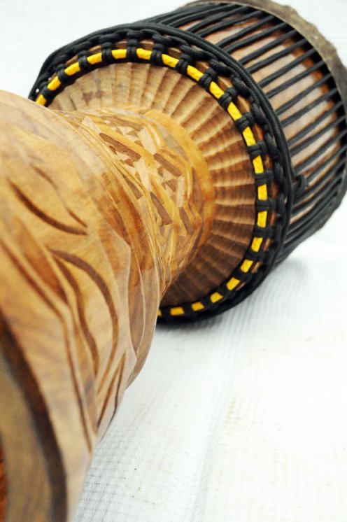Große Djembe aus Guinea - Oberklasse Djembe Trommel