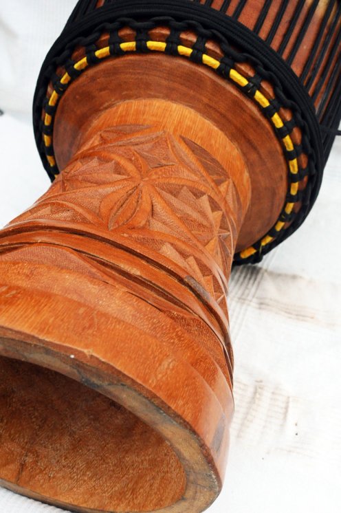 Große Djembe aus Guinea - Oberklasse Djembe Trommel