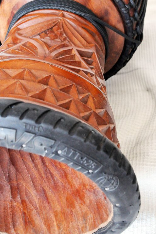 Djembe aus Guinea mit Kuhfell - Kalbfell, Rinderfell, Stierfell oberklasse Djembe Trommel