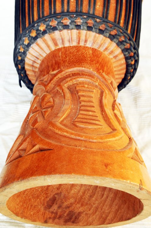 Große Djembe aus Guinea - Oberklasse Djembe Trommel