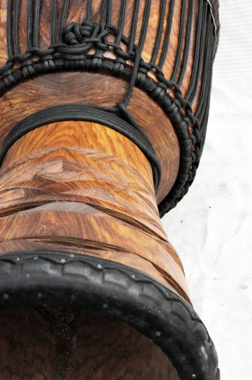 Große Djembe aus Guinea - Oberklasse Djembe Trommel