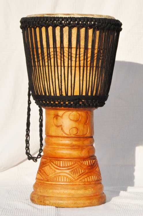 Günstige Djembe kaufen - Große billige Djembe Trommel aus Ghana