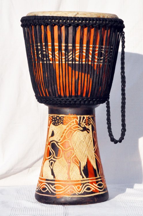Günstige Djembe kaufen - Große billige Djembe Trommel aus Ghana