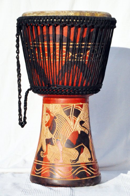 Günstige Djembe kaufen - Große billige Djembe Trommel aus Ghana