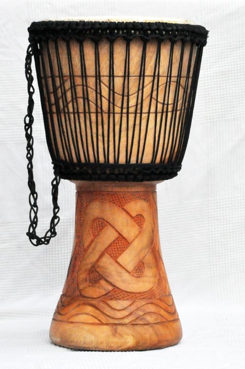 Günstige Djembe kaufen - Große billige Djembe Trommel aus Ghana