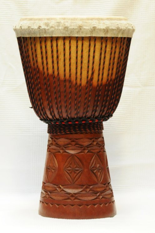 Große Top Guinea Djembe Mahagoni: guineische Djembe kaufen (Acajou, Djala)