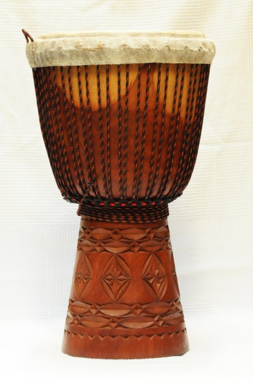 Große Top Guinea Djembe Mahagoni: guineische Djembe kaufen (Acajou, Djala)