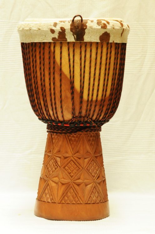 Große Top Guinea Djembe Buschmango: guineische Djembe kaufen (Dugura, Dimb)