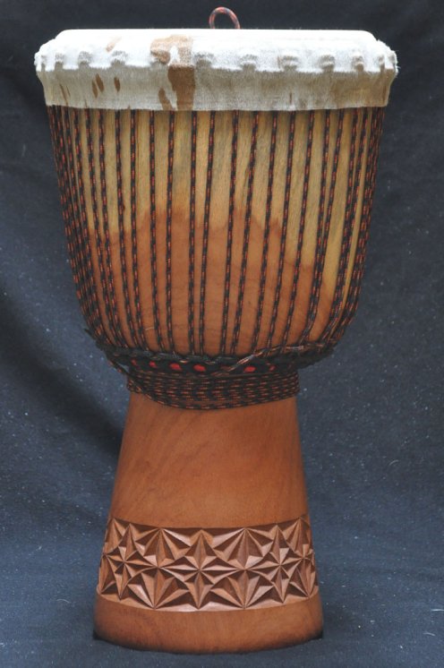 Djembé Guinée en linké (grand) en vente : acheter un djembe guinéen en lingué (grand)