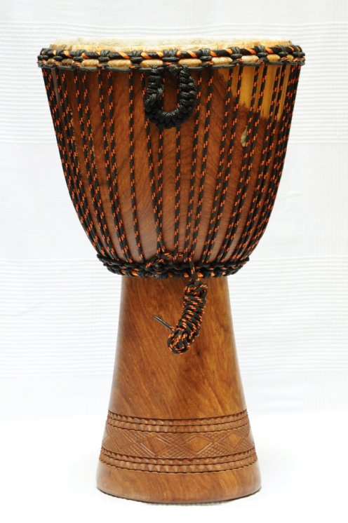 Profi Djembe mit Kuhfell kaufen - Große Buschmango Djembe Trommel aus Mali
