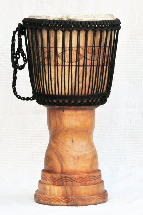 Günstige Djembe kaufen - Große billige Djembe Trommel aus Ghana