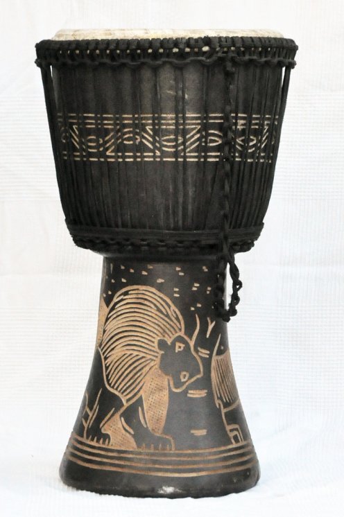 Günstige Djembe kaufen - Große billige Djembe Trommel aus Ghana