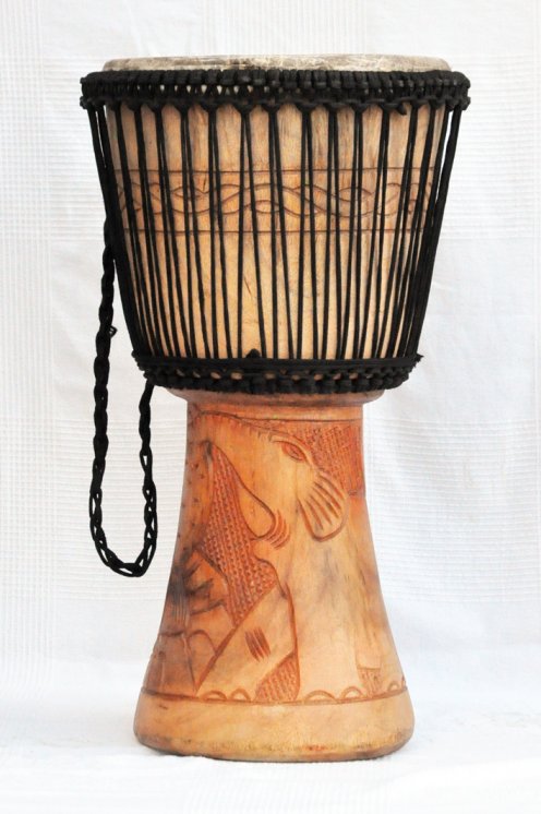 Günstige Djembe kaufen - Große billige Djembe Trommel aus Ghana