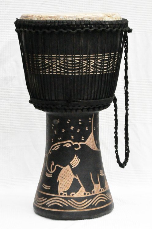 Günstige Djembe kaufen - Große billige Djembe Trommel aus Ghana