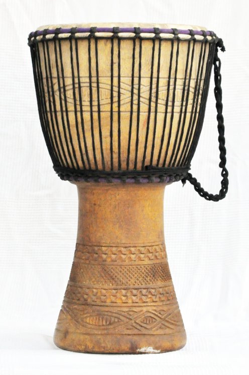 Günstige Djembe kaufen - Große billige Djembe Trommel aus Ghana